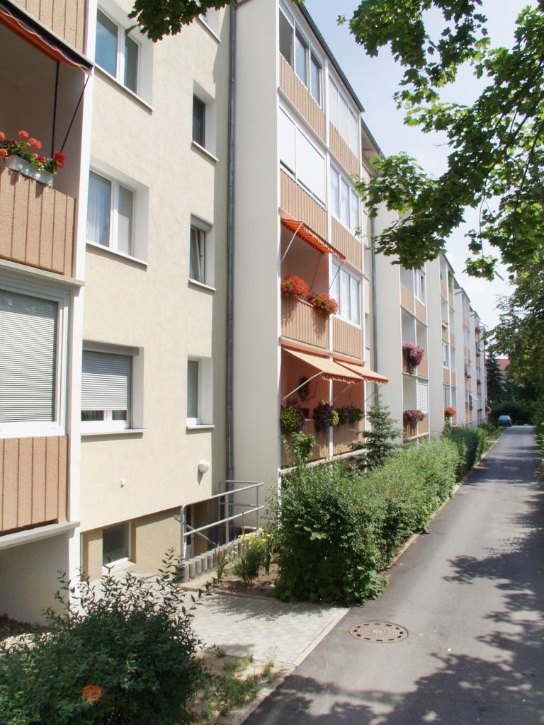 Stadtzentrum: 3-Raum-Wohnung mit Balkon